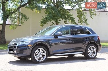 Внедорожник / Кроссовер Audi Q5 2017 в Днепре
