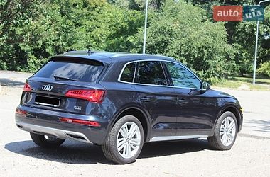 Внедорожник / Кроссовер Audi Q5 2017 в Днепре