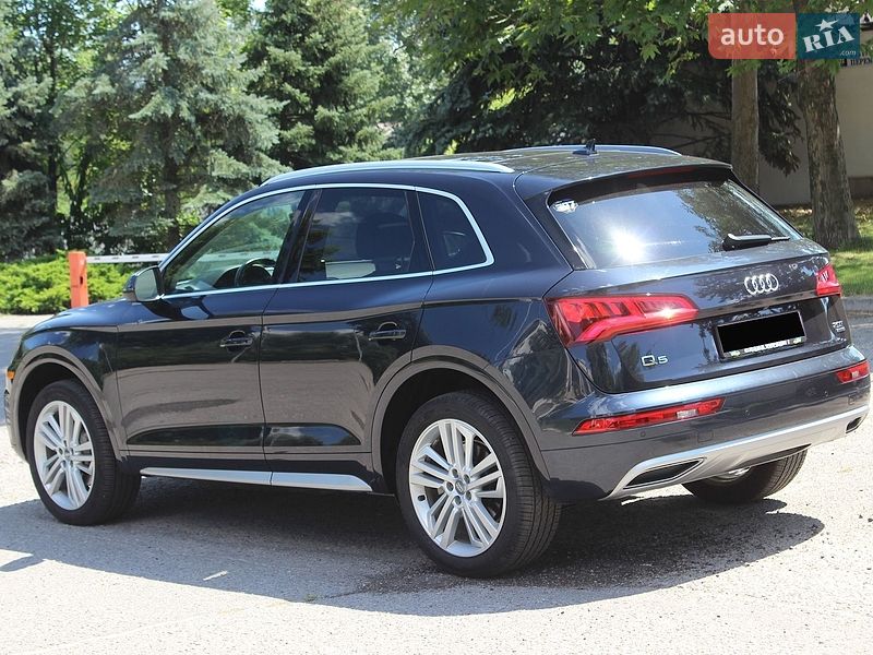 Внедорожник / Кроссовер Audi Q5 2017 в Днепре