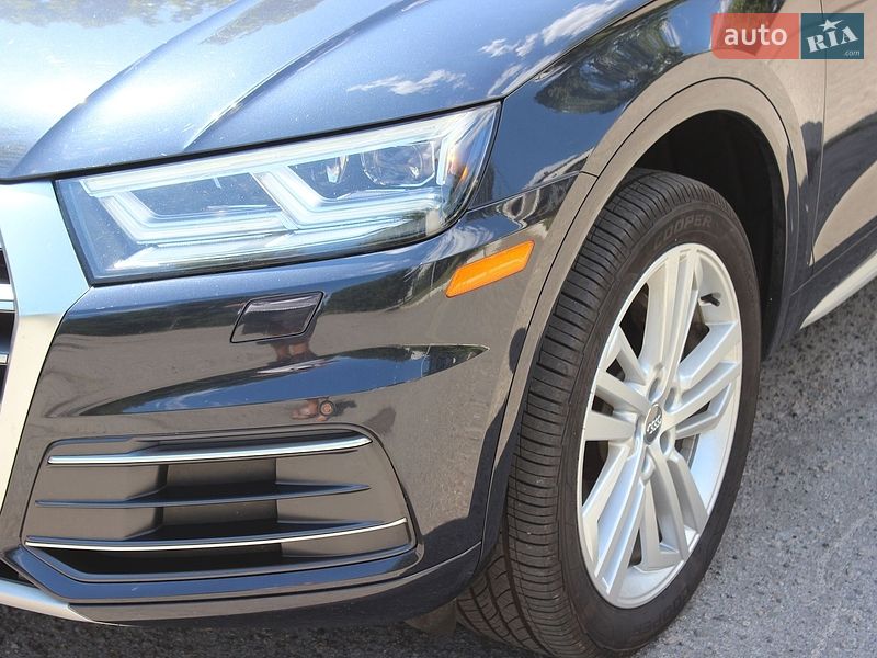Внедорожник / Кроссовер Audi Q5 2017 в Днепре