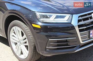 Внедорожник / Кроссовер Audi Q5 2017 в Днепре