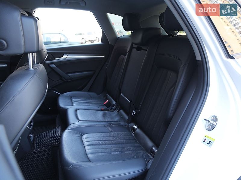 Позашляховик / Кросовер Audi Q5 2018 в Києві