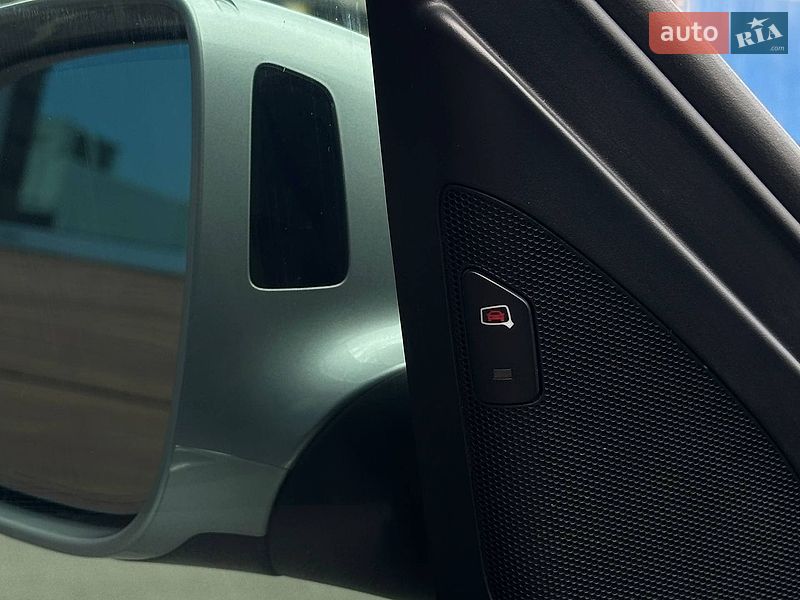 Позашляховик / Кросовер Audi Q5 2015 в Києві фото 23 Позашляховик / Кросовер Audi Q5 2015 в Києві