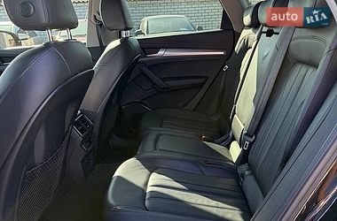 Внедорожник / Кроссовер Audi Q5 2017 в Днепре