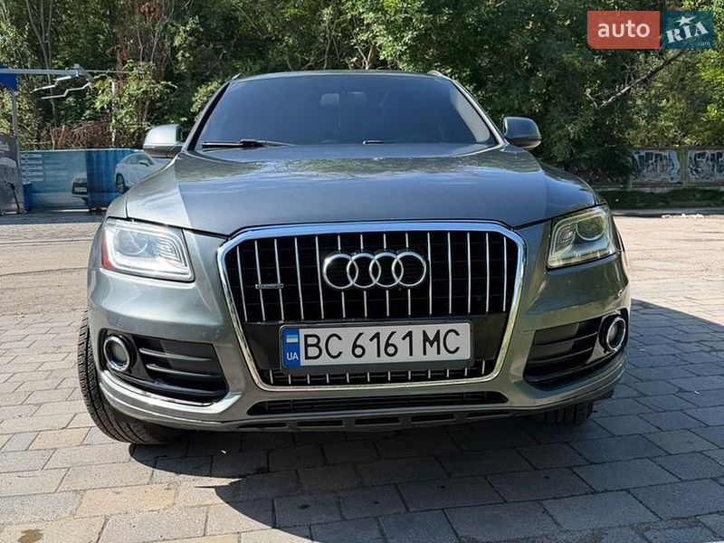 Позашляховик / Кросовер Audi Q5 2012 в Львові