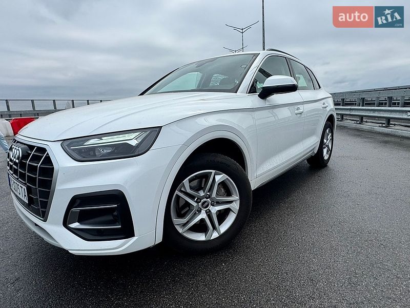 Позашляховик / Кросовер Audi Q5 2021 в Києві