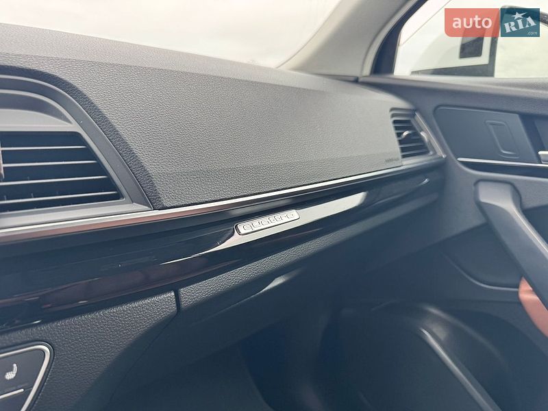 Позашляховик / Кросовер Audi Q5 2021 в Києві