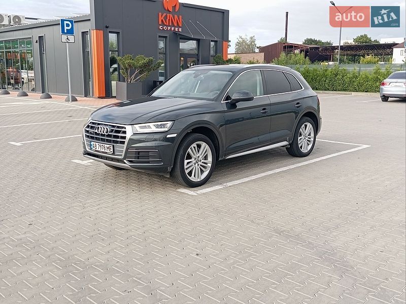 Позашляховик / Кросовер Audi Q5 2018 в Вінниці