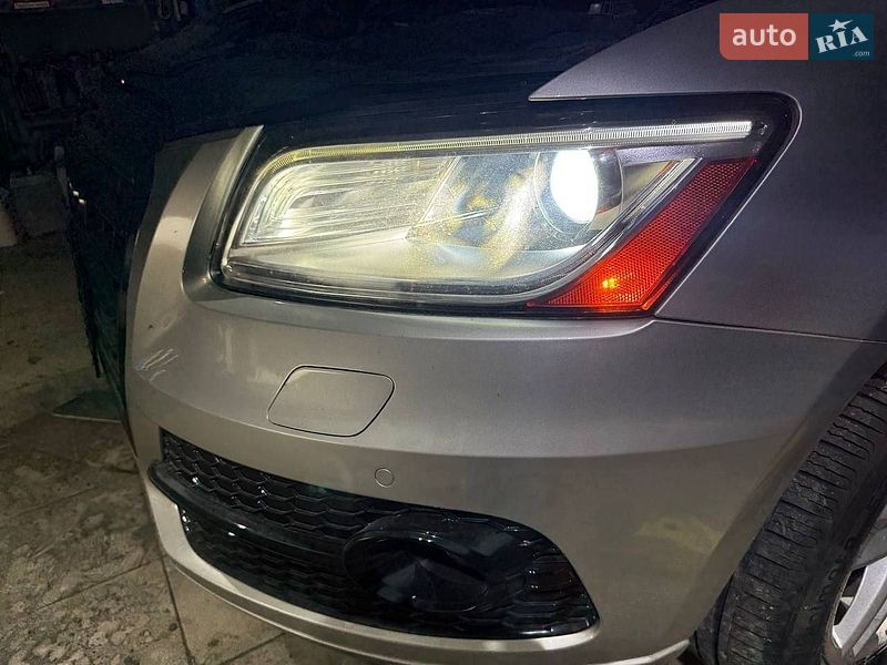 Позашляховик / Кросовер Audi Q5 2015 в Києві