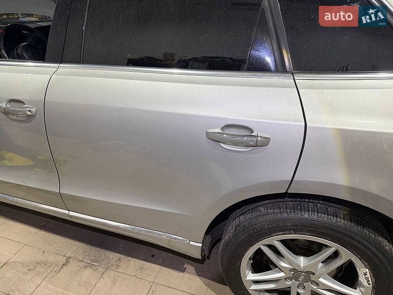 Позашляховик / Кросовер Audi Q5 2015 в Києві