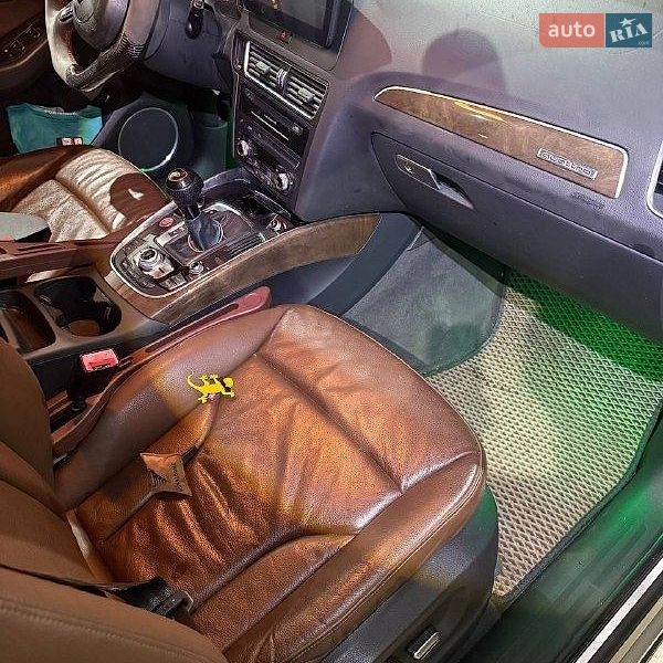 Позашляховик / Кросовер Audi Q5 2015 в Києві