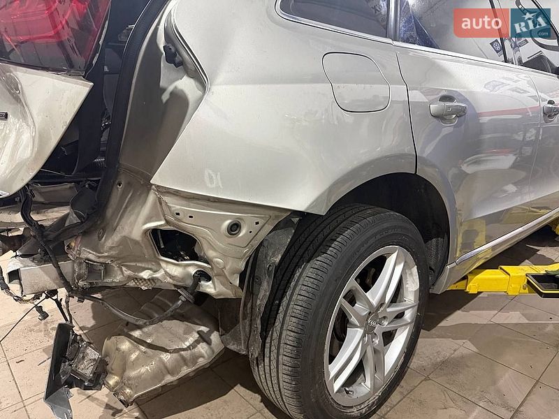 Позашляховик / Кросовер Audi Q5 2015 в Києві