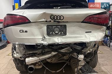Позашляховик / Кросовер Audi Q5 2015 в Києві