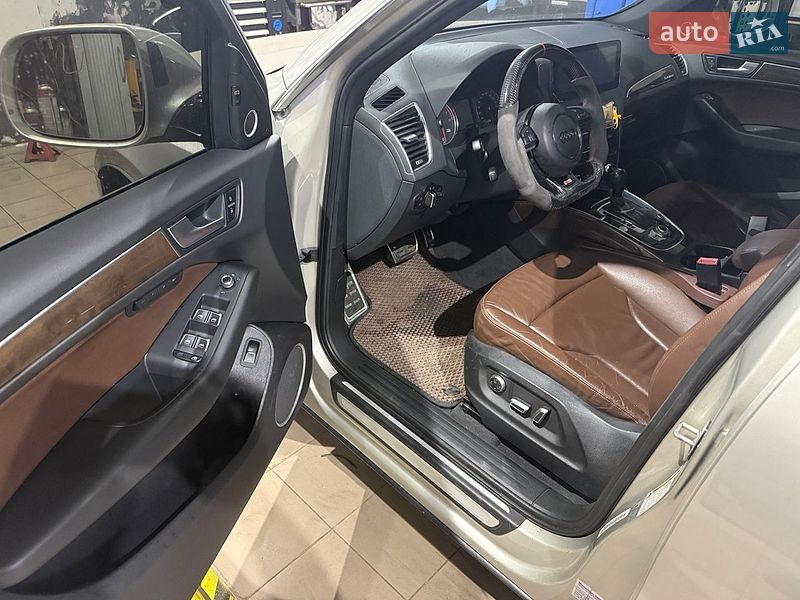 Позашляховик / Кросовер Audi Q5 2015 в Києві