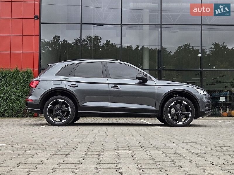 Позашляховик / Кросовер Audi Q5 2020 в Вінниці