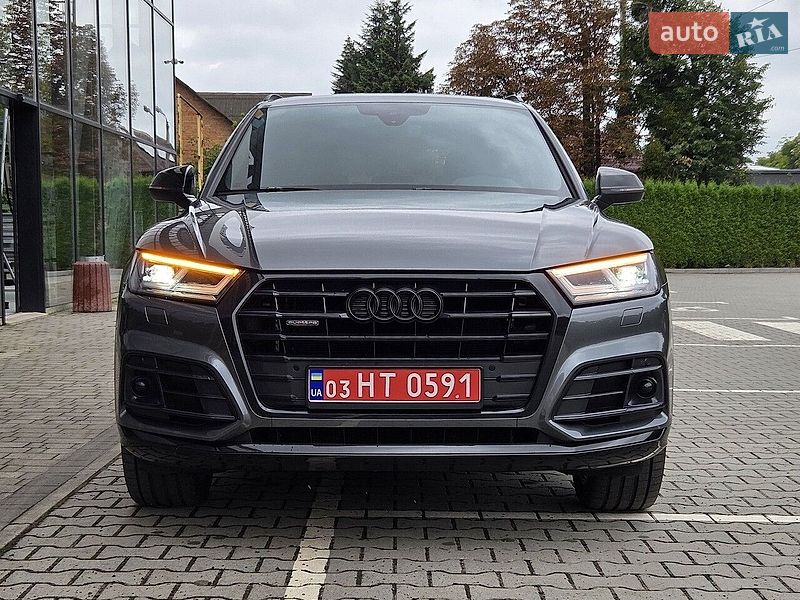 Позашляховик / Кросовер Audi Q5 2020 в Вінниці