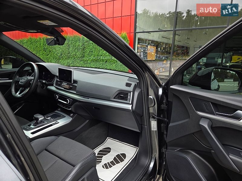 Позашляховик / Кросовер Audi Q5 2020 в Вінниці