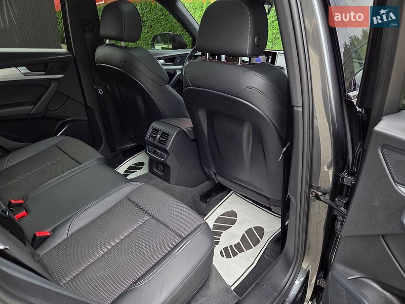 Позашляховик / Кросовер Audi Q5 2020 в Вінниці