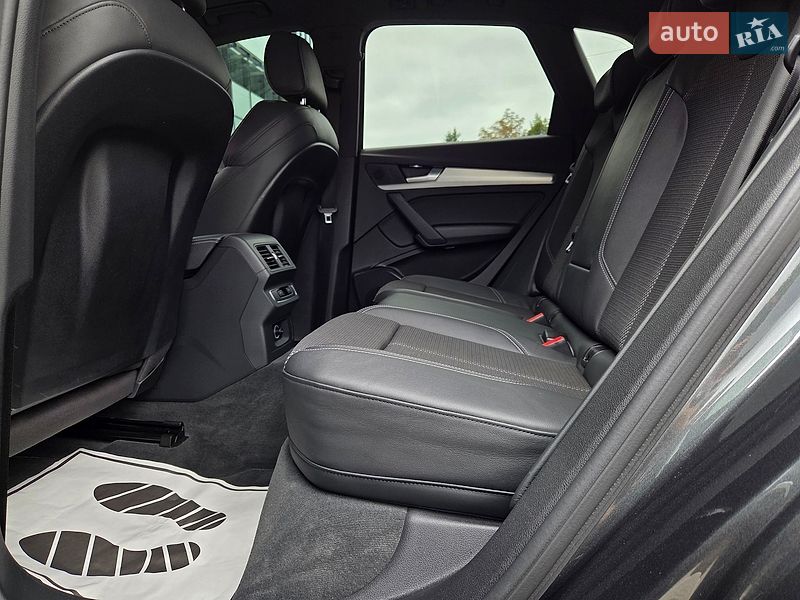 Позашляховик / Кросовер Audi Q5 2020 в Вінниці