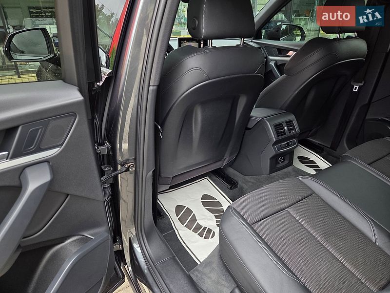 Позашляховик / Кросовер Audi Q5 2020 в Вінниці
