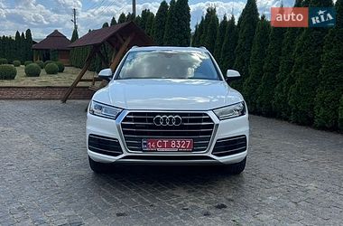 Позашляховик / Кросовер Audi Q5 2018 в Чернівцях