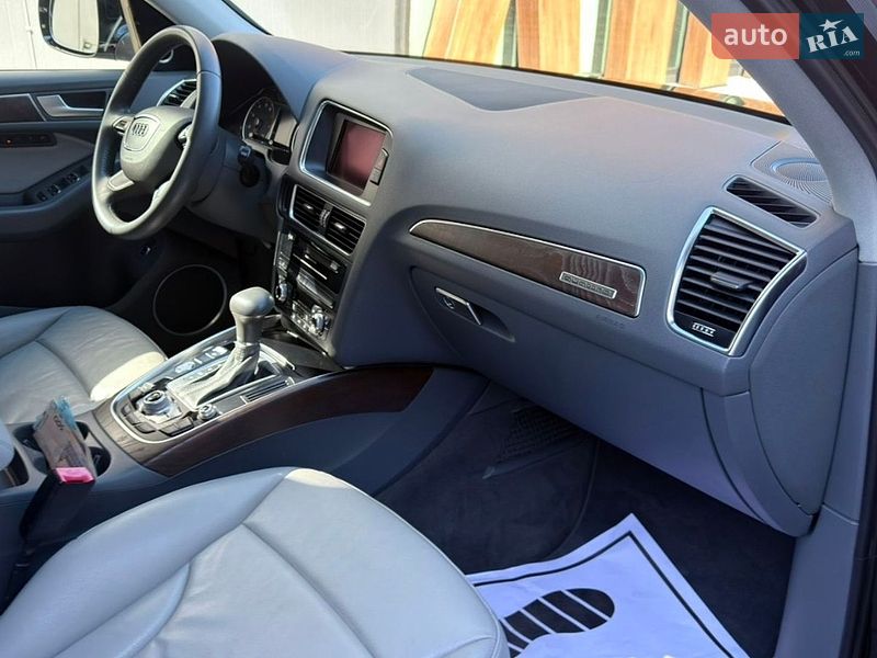 Внедорожник / Кроссовер Audi Q5 2014 в Киеве