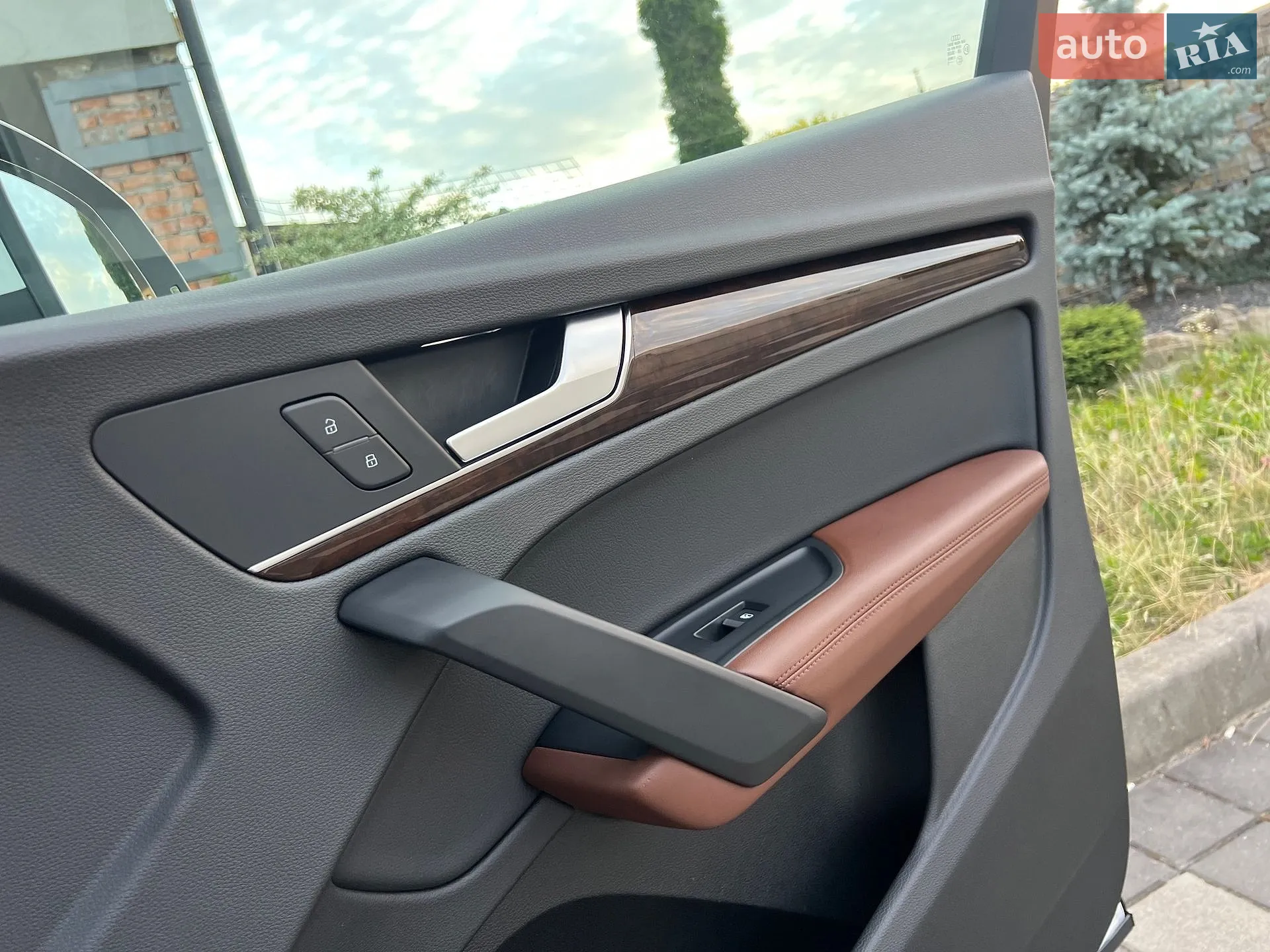 Audi Q5 2019 VIN WA1BNAFY4K2051239 фото оголошення 75 з 128