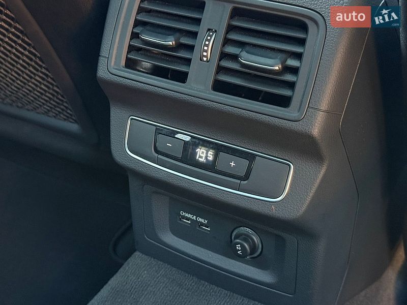 Внедорожник / Кроссовер Audi Q5 2024 в Ровно
