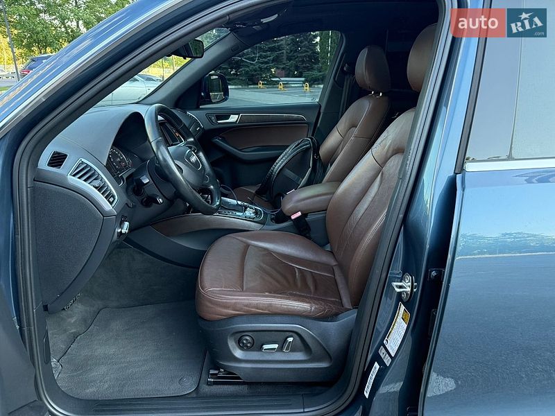 Позашляховик / Кросовер Audi Q5 2015 в Дніпрі