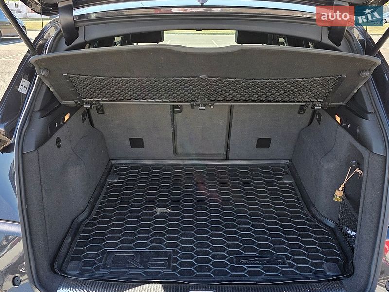 Внедорожник / Кроссовер Audi Q5 2010 в Киеве