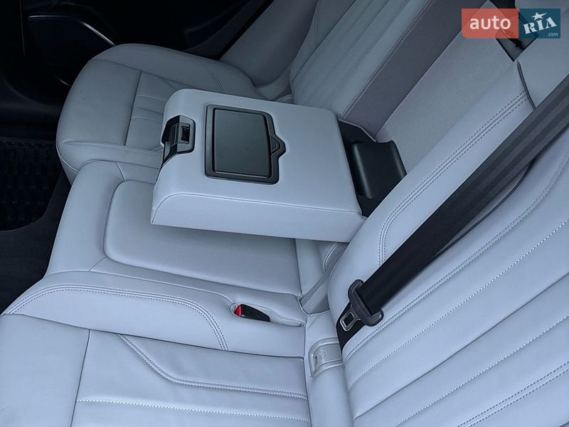 Внедорожник / Кроссовер Audi Q5 2022 в Одессе