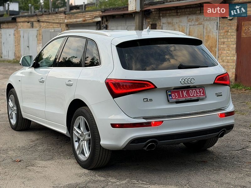 Позашляховик / Кросовер Audi Q5 2016 в Києві