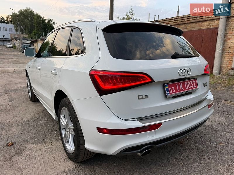 Позашляховик / Кросовер Audi Q5 2016 в Києві