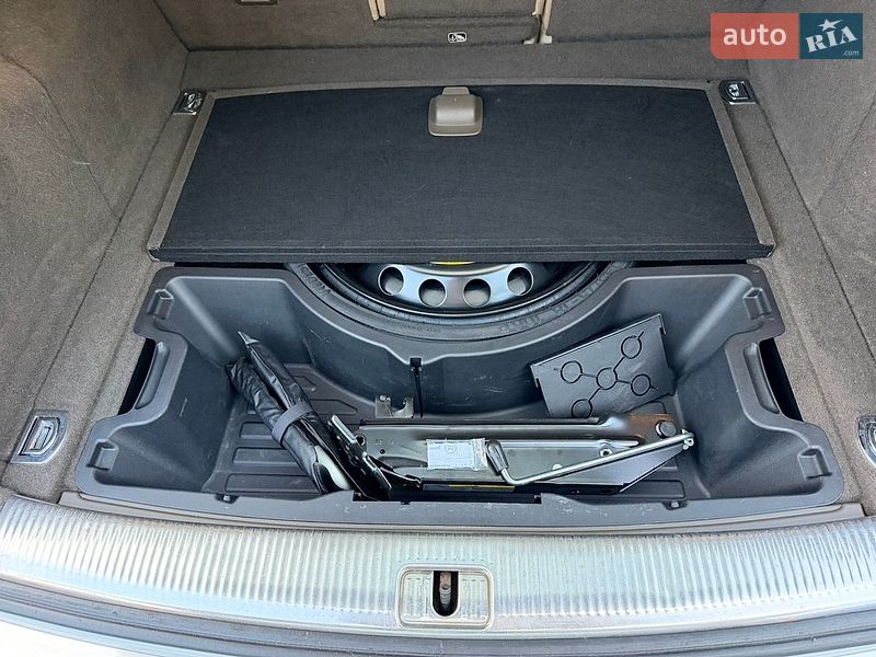 Позашляховик / Кросовер Audi Q5 2016 в Києві