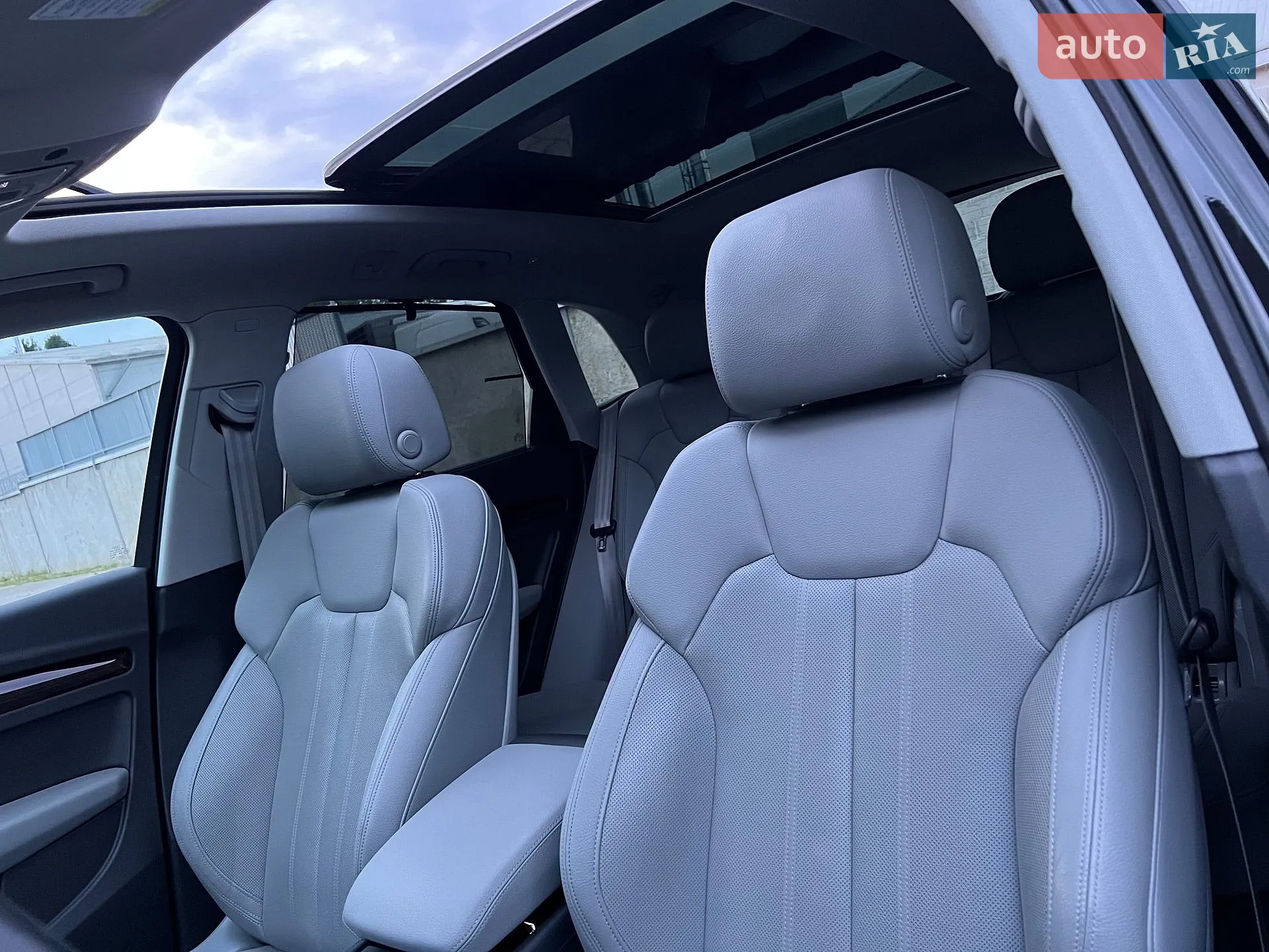 Audi Q5 2018 VIN WA1BNAFY2J2202710 фото оголошення 69 з 140