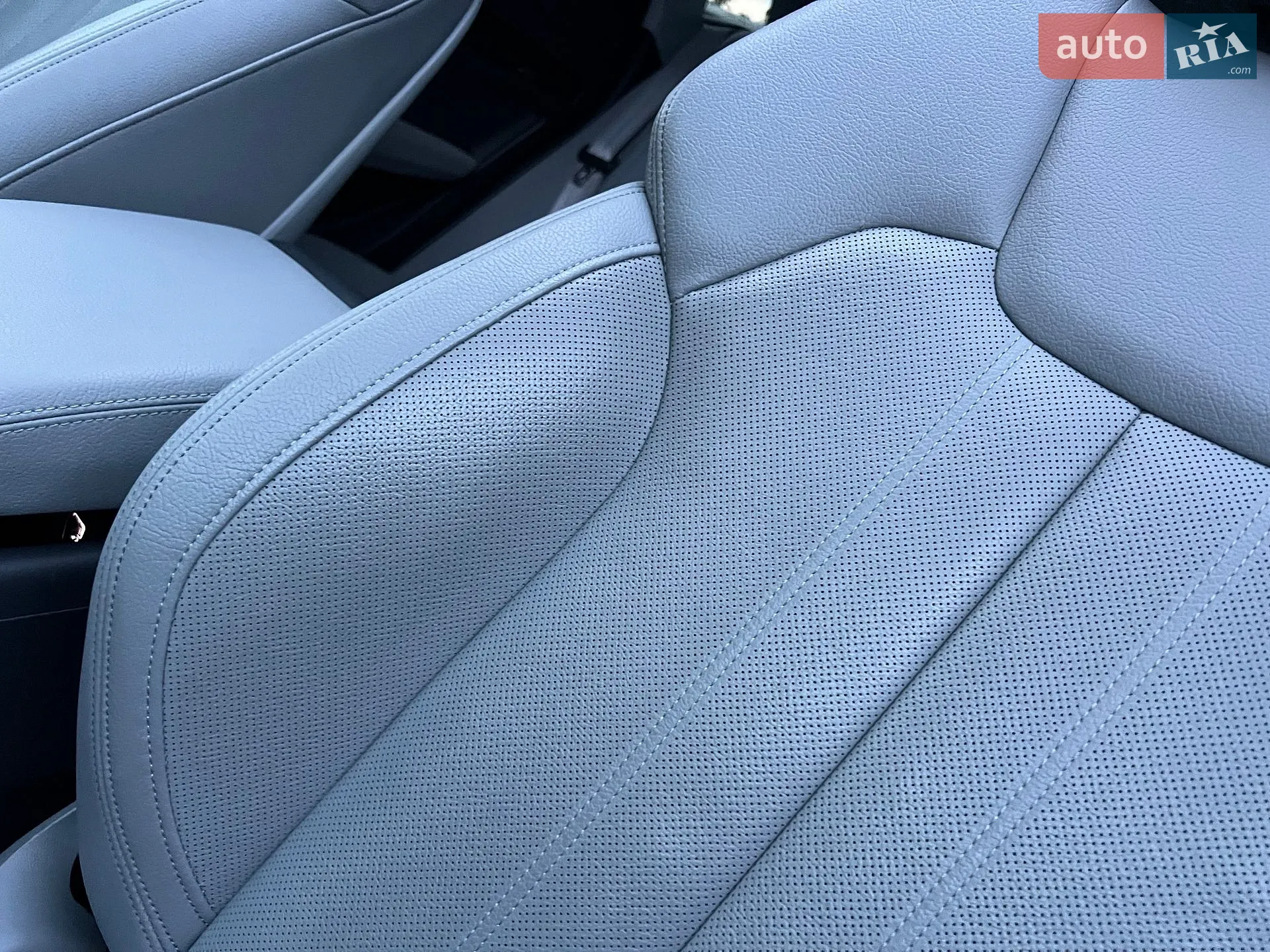 Audi Q5 2018 VIN WA1BNAFY2J2202710 фото оголошення 70 з 140