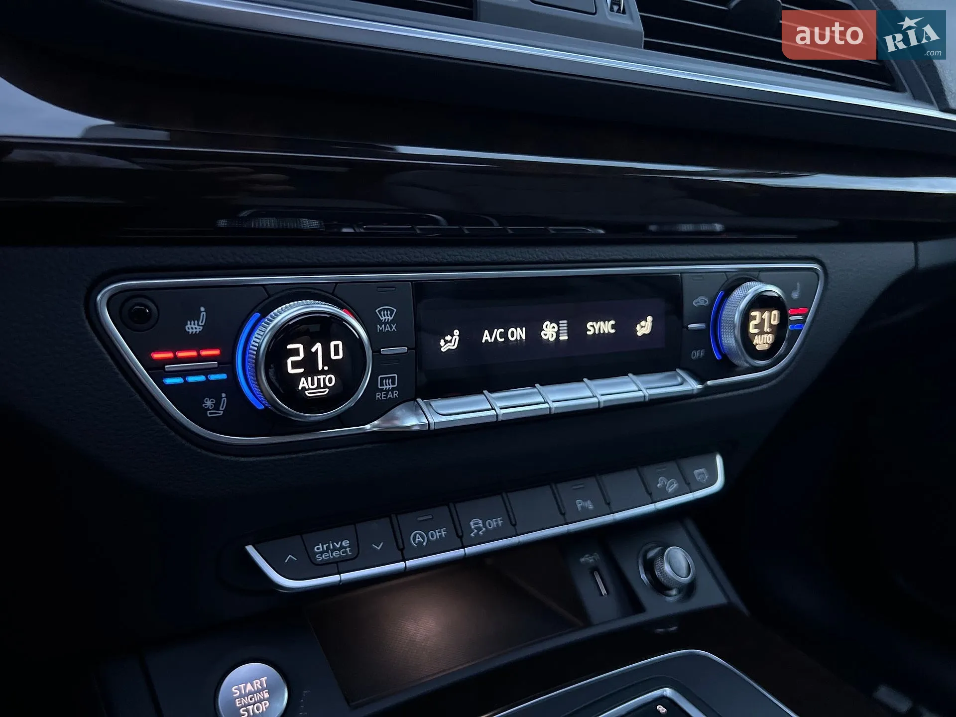 Audi Q5 2018 VIN WA1BNAFY2J2202710 фото оголошення 120 з 140