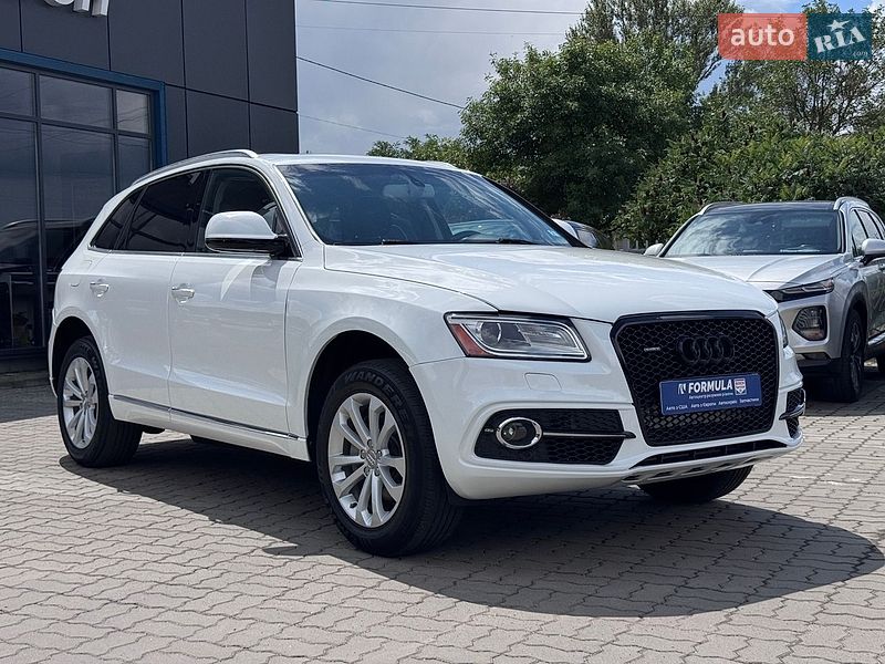 Позашляховик / Кросовер Audi Q5 2016 в Нововолинську