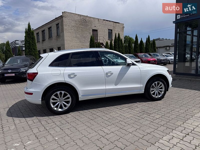 Позашляховик / Кросовер Audi Q5 2016 в Нововолинську