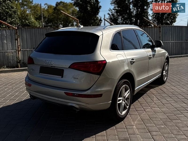 Позашляховик / Кросовер Audi Q5 2014 в Одесі