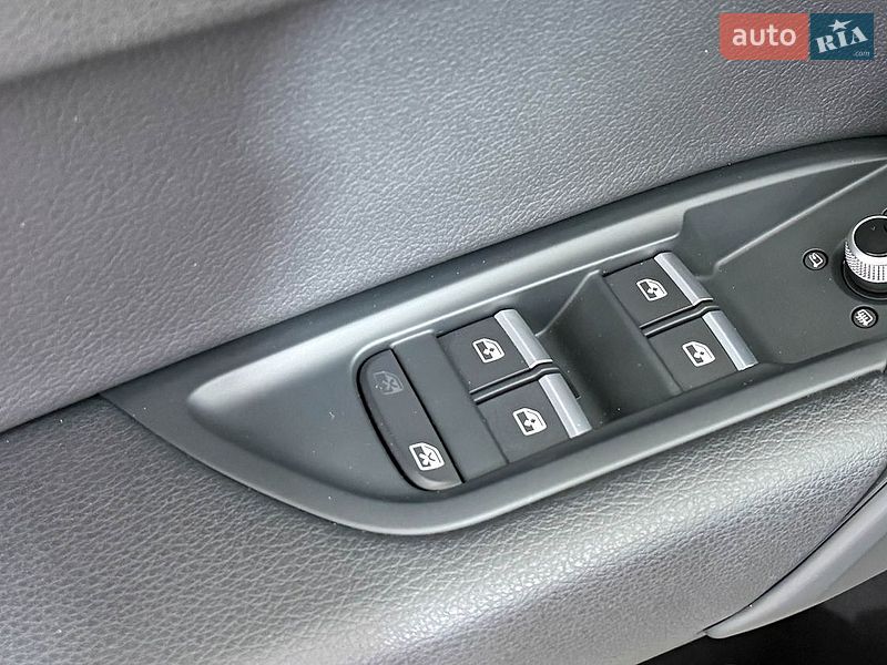 Внедорожник / Кроссовер Audi Q5 2017 в Львове