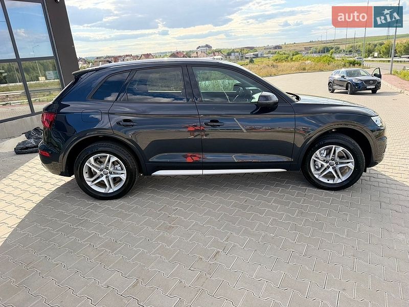 Внедорожник / Кроссовер Audi Q5 2018 в Тернополе