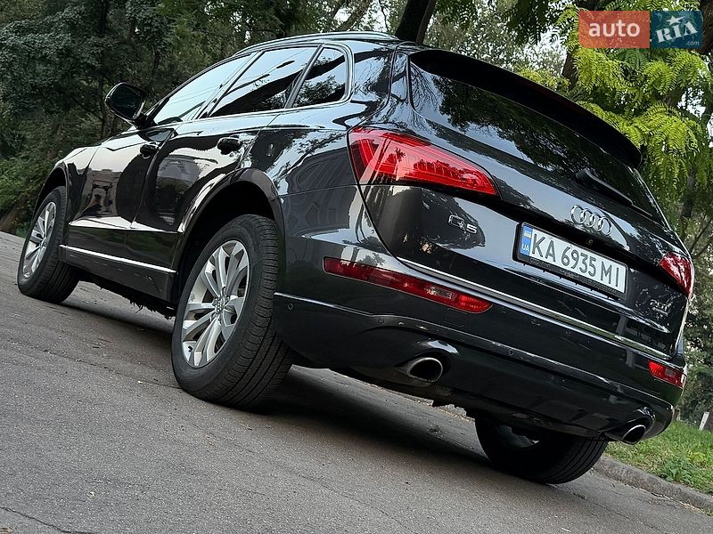 Позашляховик / Кросовер Audi Q5 2015 в Кам'янському