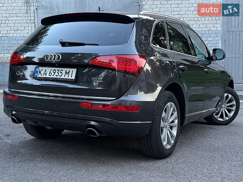 Позашляховик / Кросовер Audi Q5 2015 в Кам'янському