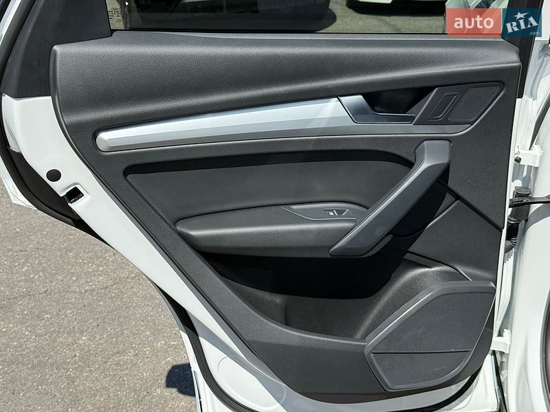 Позашляховик / Кросовер Audi Q5 2021 в Харкові фото 14 Позашляховик / Кросовер Audi Q5 2021 в Харкові