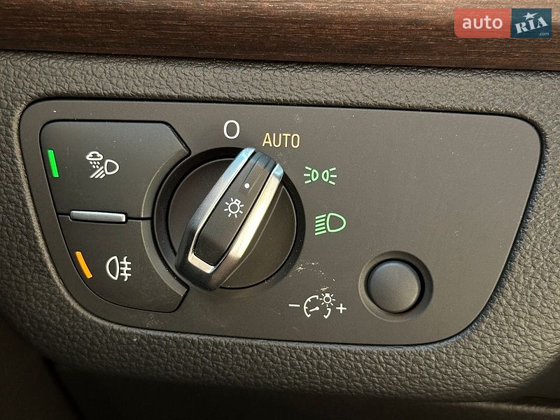 Позашляховик / Кросовер Audi Q5 2023 в Білогородці