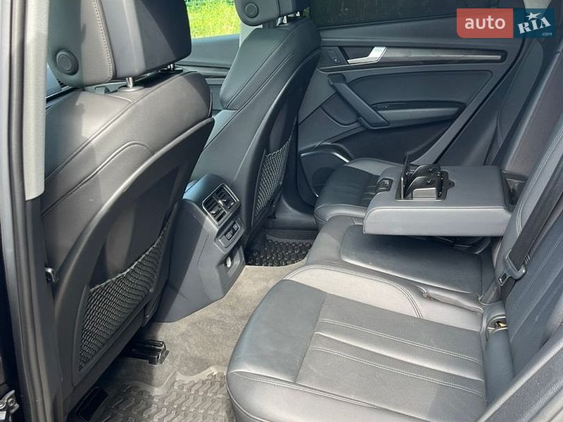 Позашляховик / Кросовер Audi Q5 2018 в Стрию