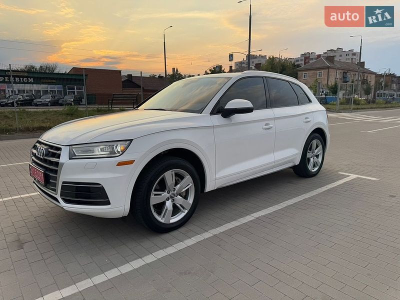 Внедорожник / Кроссовер Audi Q5 2017 в Виннице