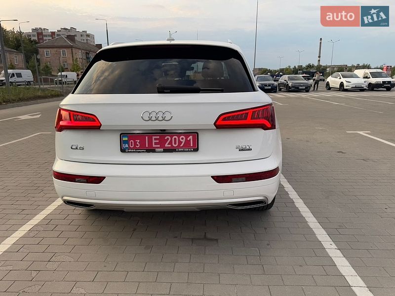 Внедорожник / Кроссовер Audi Q5 2017 в Виннице