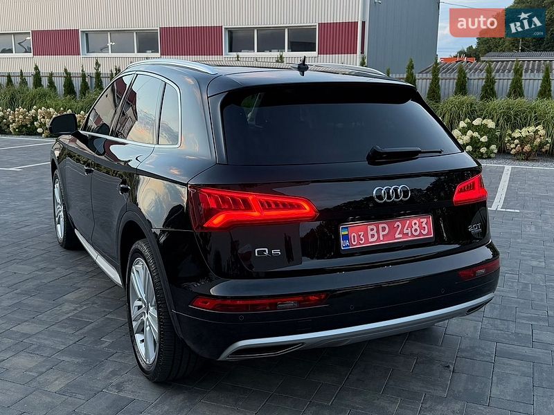 Внедорожник / Кроссовер Audi Q5 2018 в Луцке